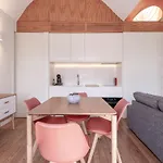 Lägenhet Modern Flat With Balcony On Rua Flores - 5th Oporto