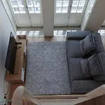 Modern Flat With Balcony On Rua Flores - 5th Lägenhet Oporto
