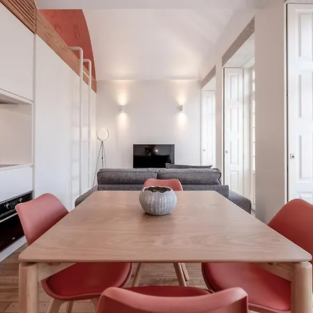 Modern Flat With Balcony On Rua Flores - 5th Appartement Oporto